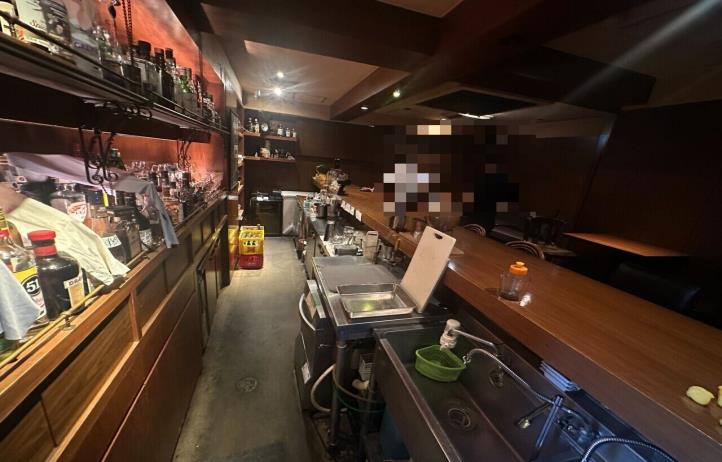 池袋駅徒歩3分　カラオケ可能◎バー居抜き店舗！